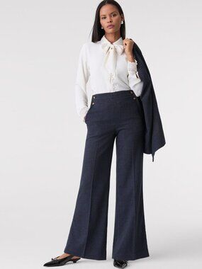 Ann Taylor: The Everyday Sailor Wide-leg Pant In Denim Sz 12